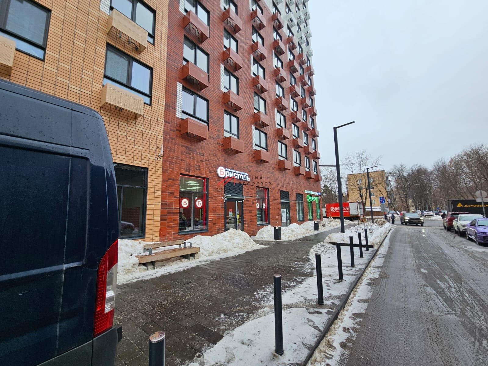 Продажа помещения с арендатором магазин Бристоль