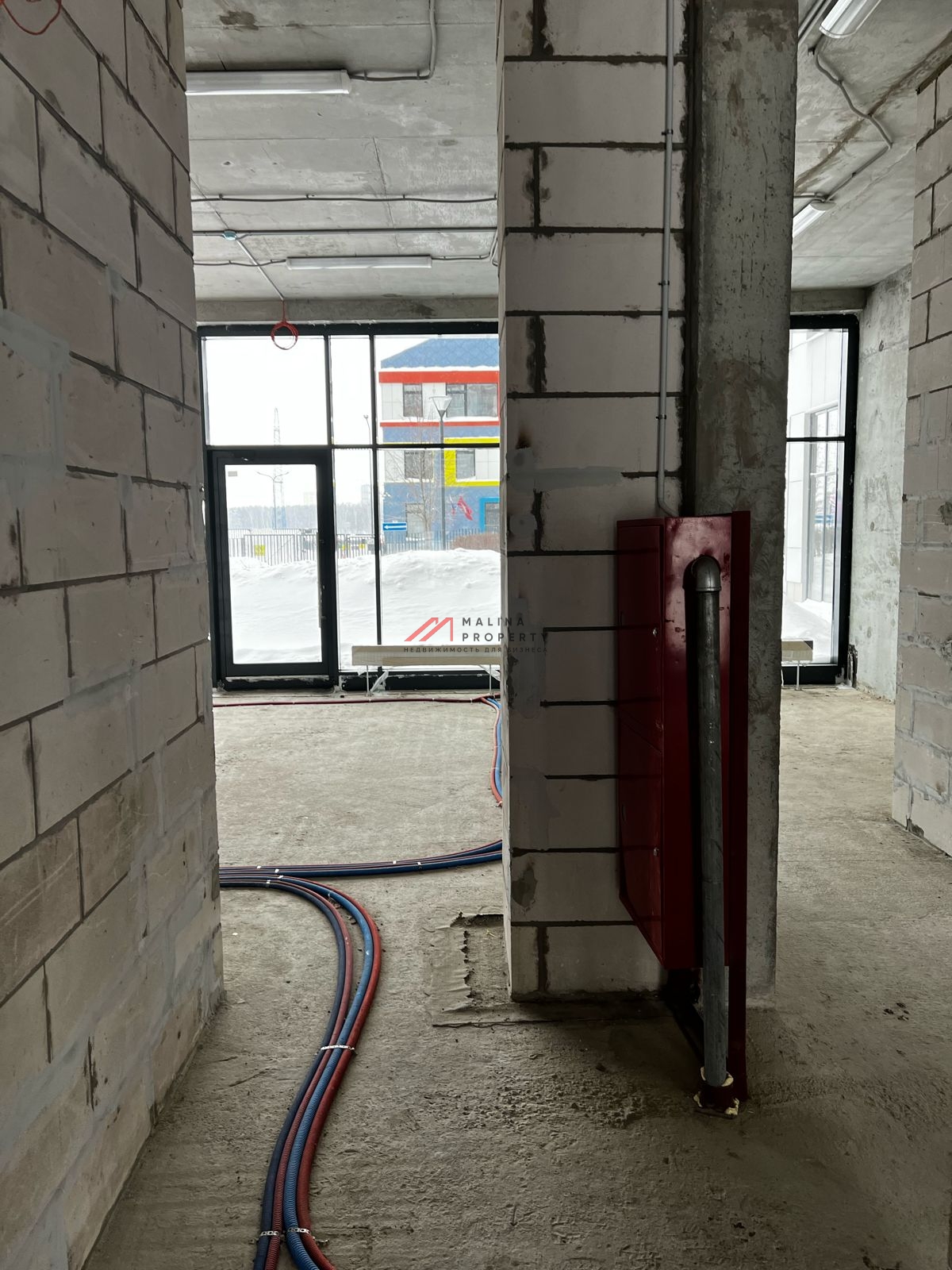 Аренда торгового помещения в новом жилом доме