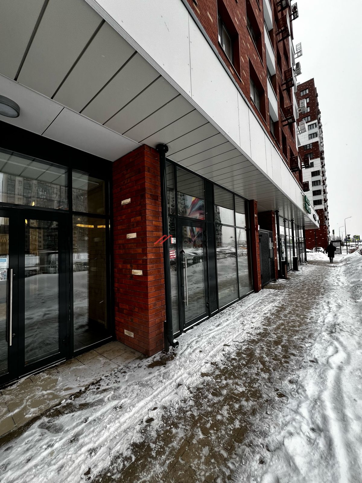 Аренда торгового помещения в новом жилом доме