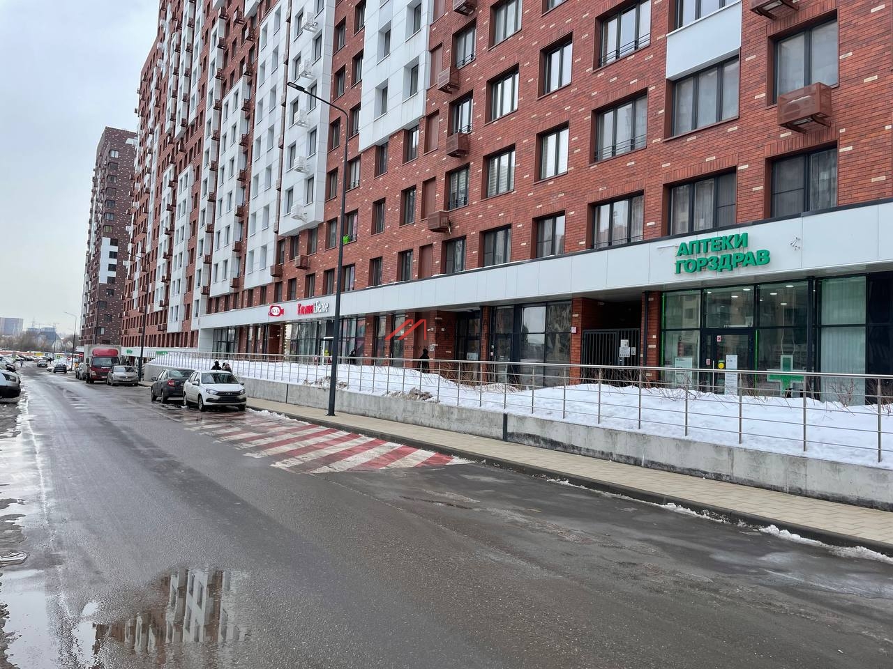 Аренда торгового помещения в новом жилом доме