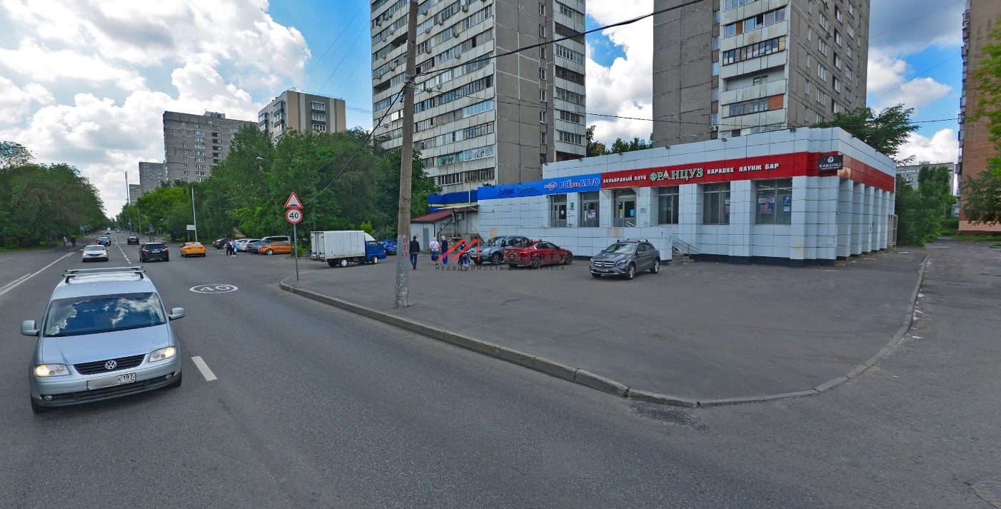 Продажа торгового помещения с арендаторами на улице Сталеваров