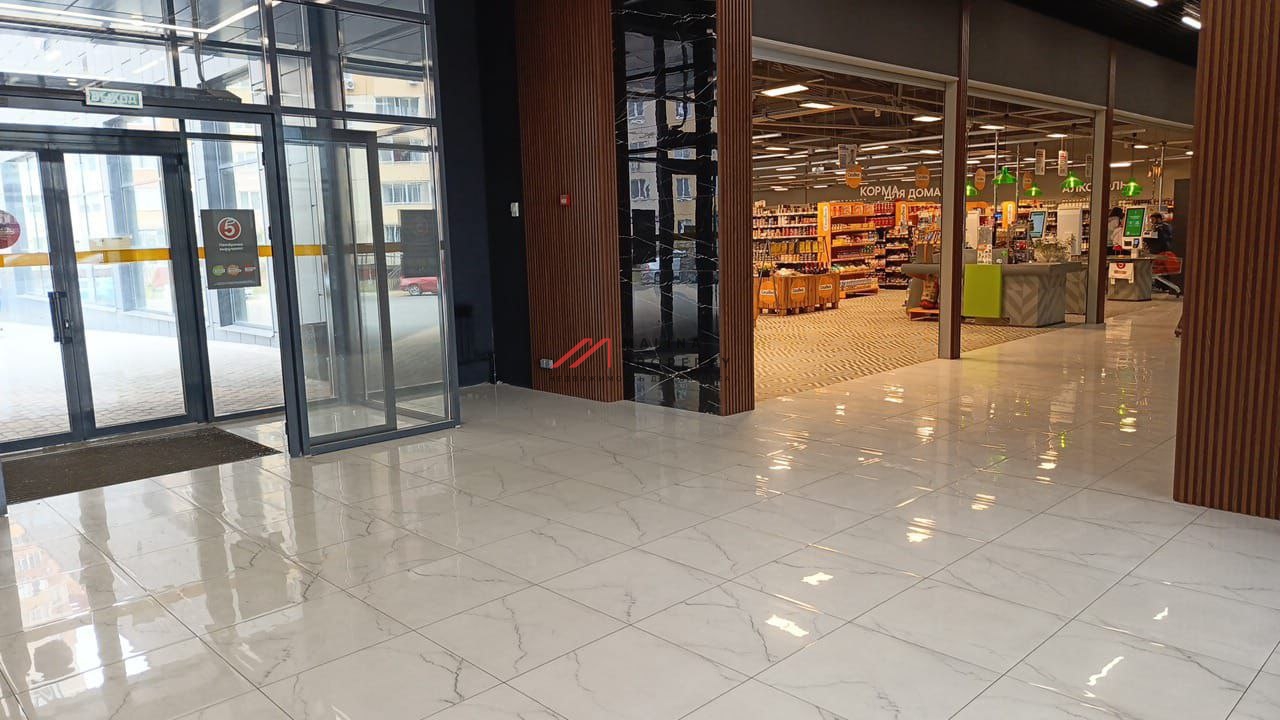 Продажа торгового здания с сетевыми арендаторами