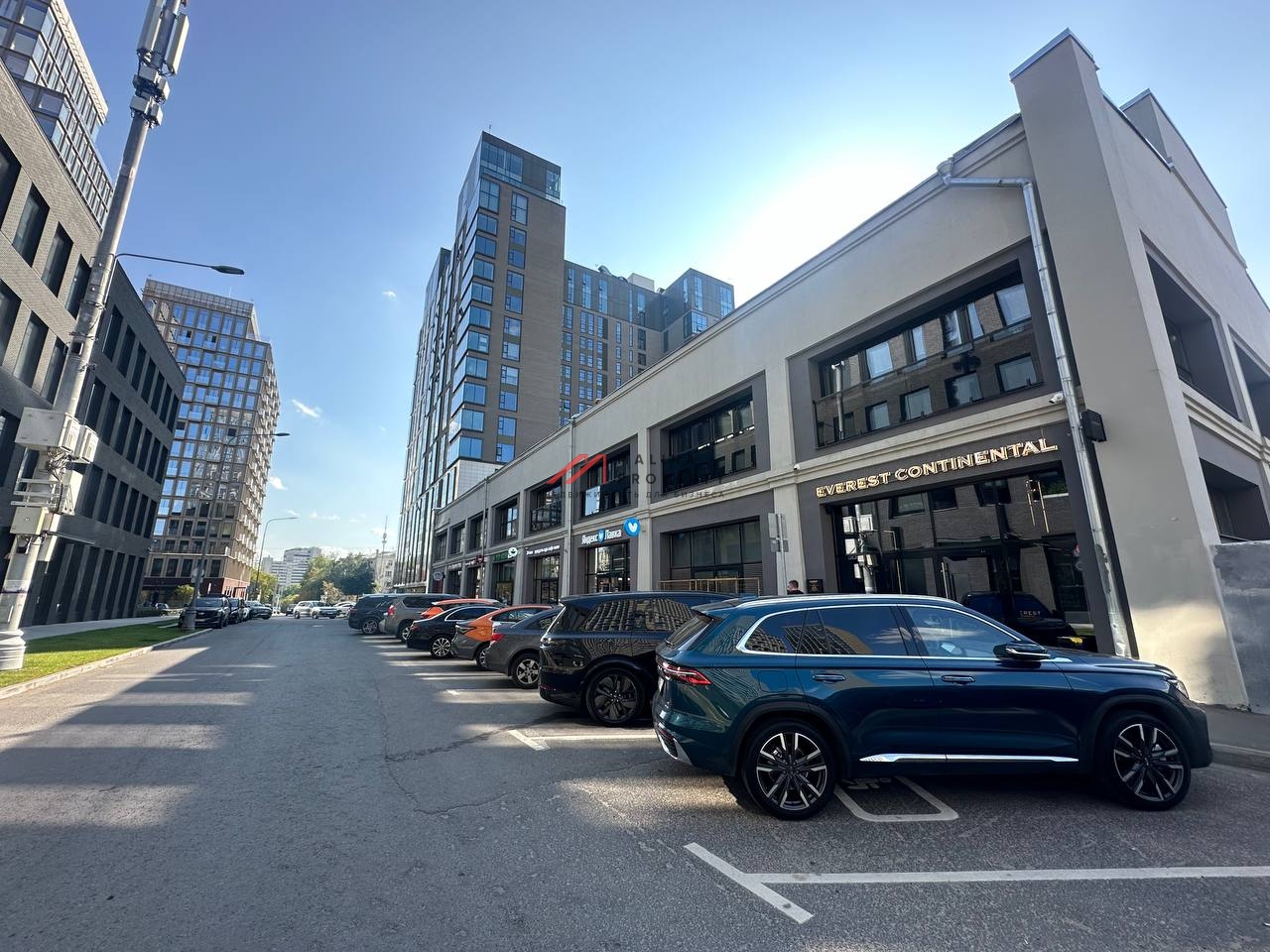 Продажа помещения с арендатором "Яндекс маркет"