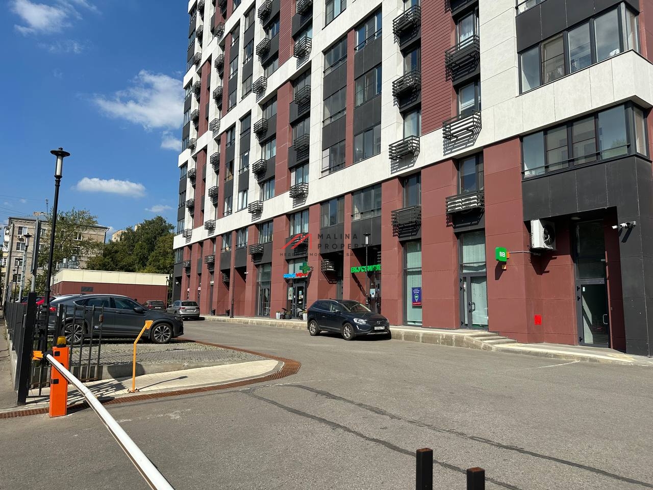 Продажа помещения в ЖК "Петровский парк" 