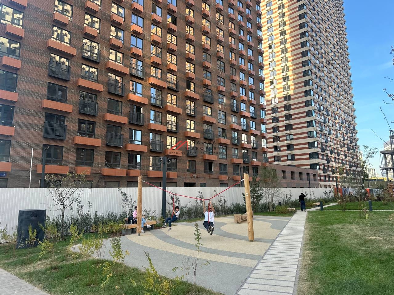 Продажа торгового помещения в жилом комплексе "Матвеевский парк"