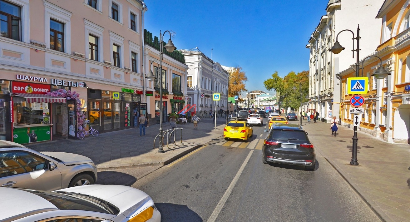 Продажа торгового здания с арендаторами в ЦАО 