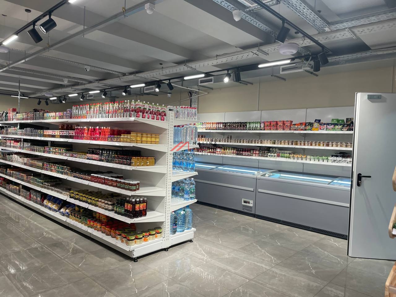 Продаж торгового помещения с арендаторами у метро Бабушкинская