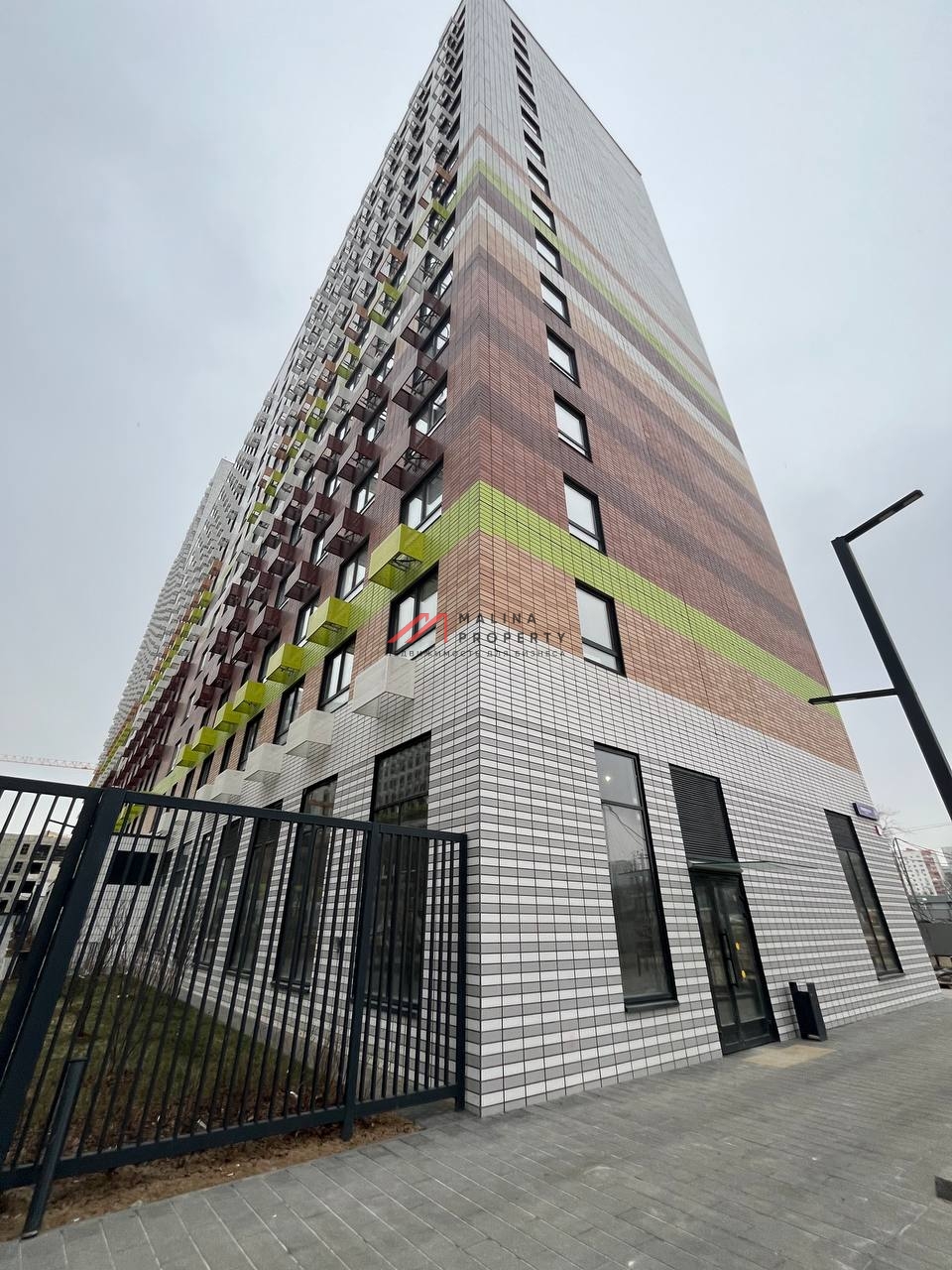 Продажа помещения с аптекой Ригла в ЖК "Люблинский парк"