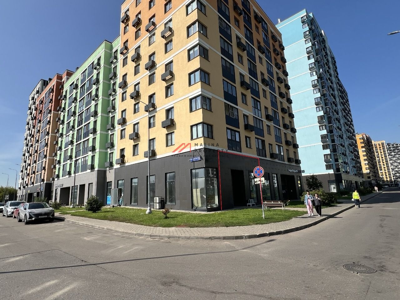 Продажа торгового помещения в ЖК "Лучи" 