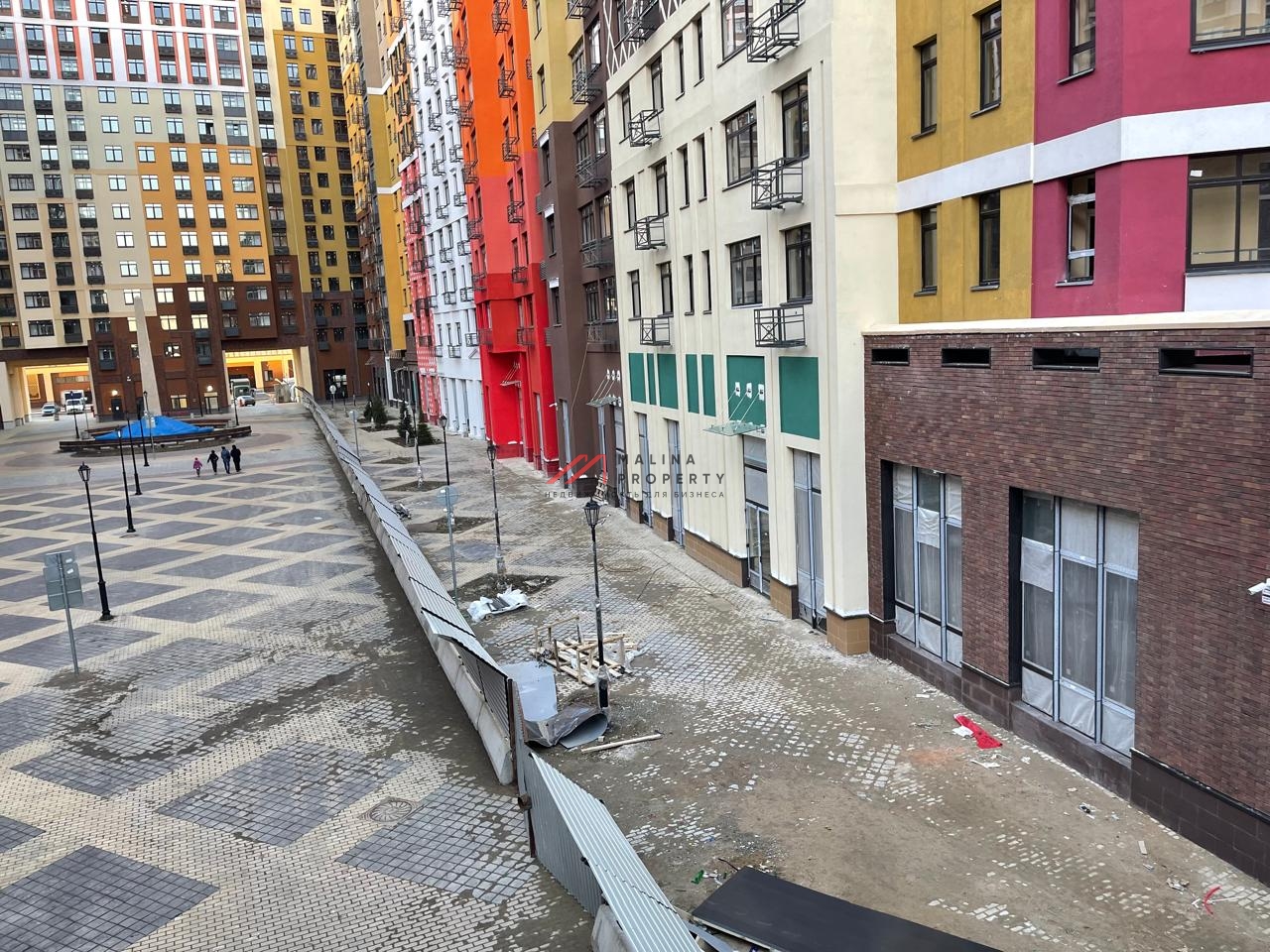 Продажа торгового помещения в ЖК "Римский"