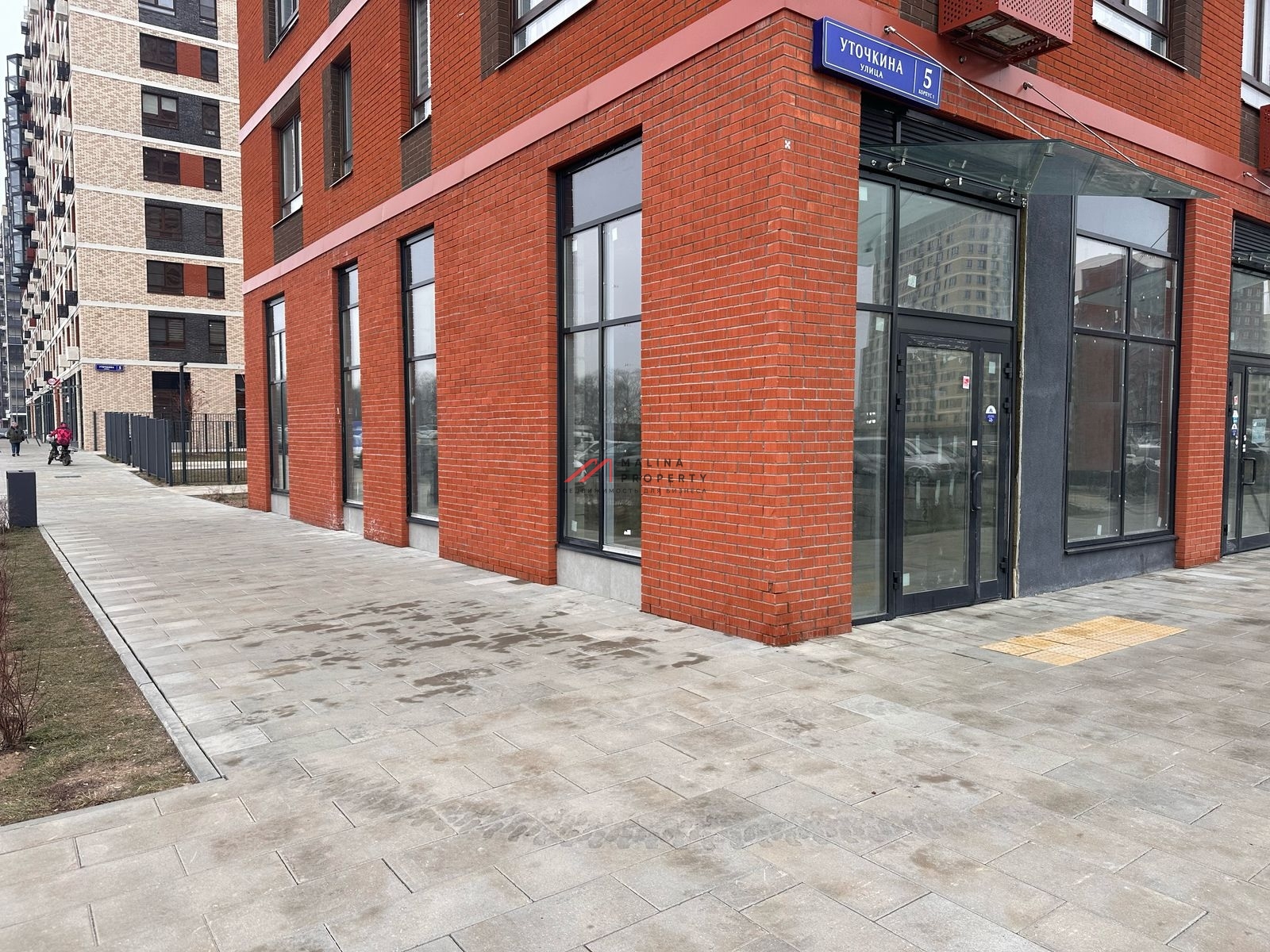 Продажа торгового помещения в ЖК "Алхимово"