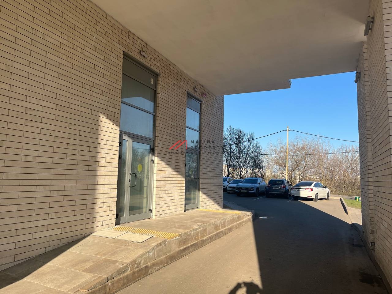 Продажа помещения на Светлогорском проезде с аптекой