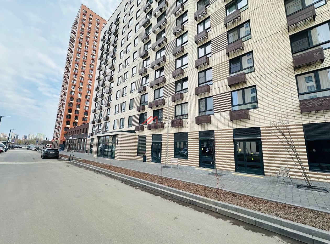Продажа торгового помещения в ЖК "Зелёный парк"