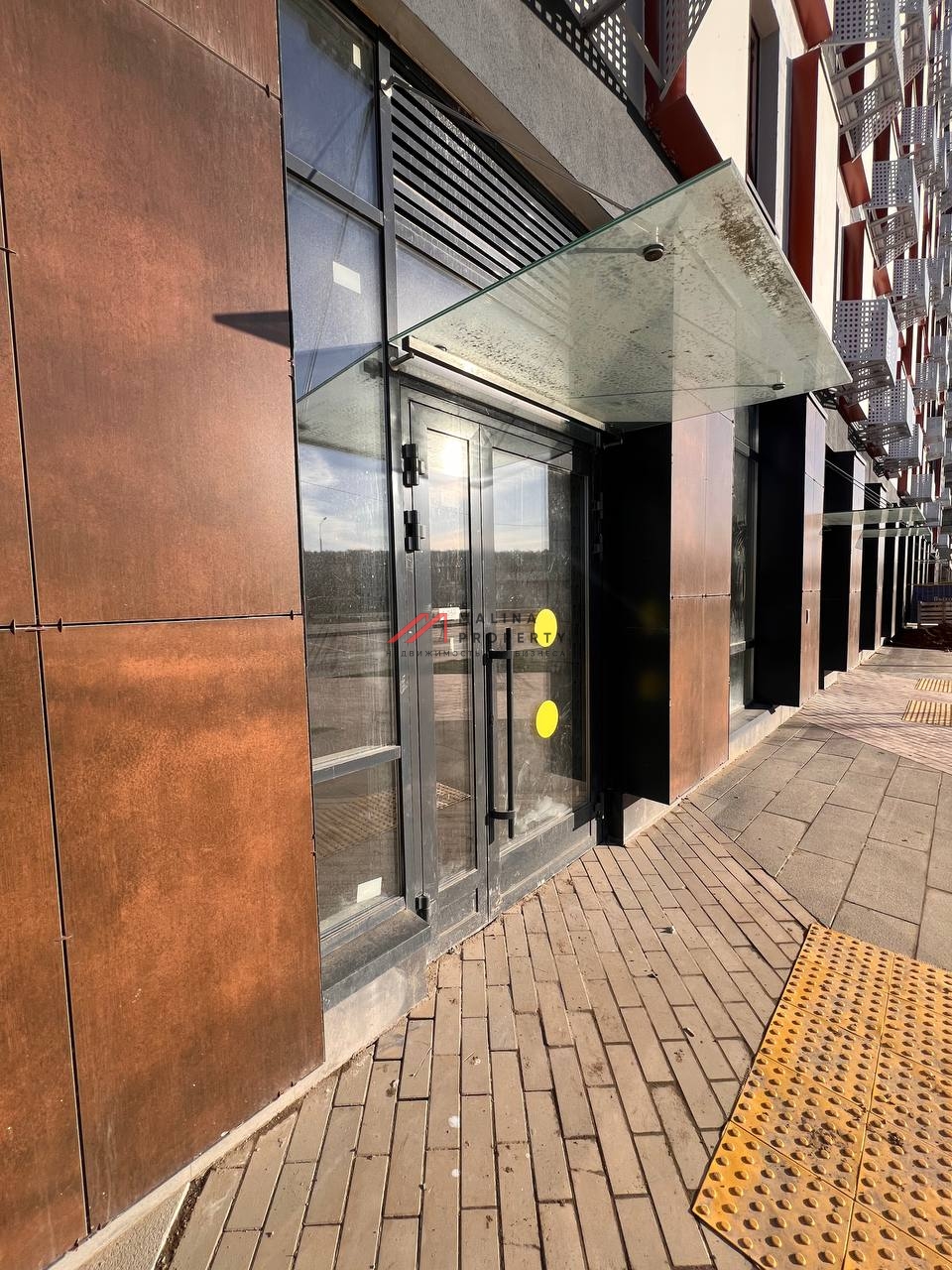 Аренда торгового помещения в ЖК "Бунинские кварталы"