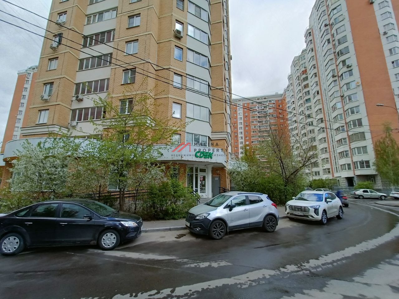 Продажа торгового помещения возле м. Яхромская