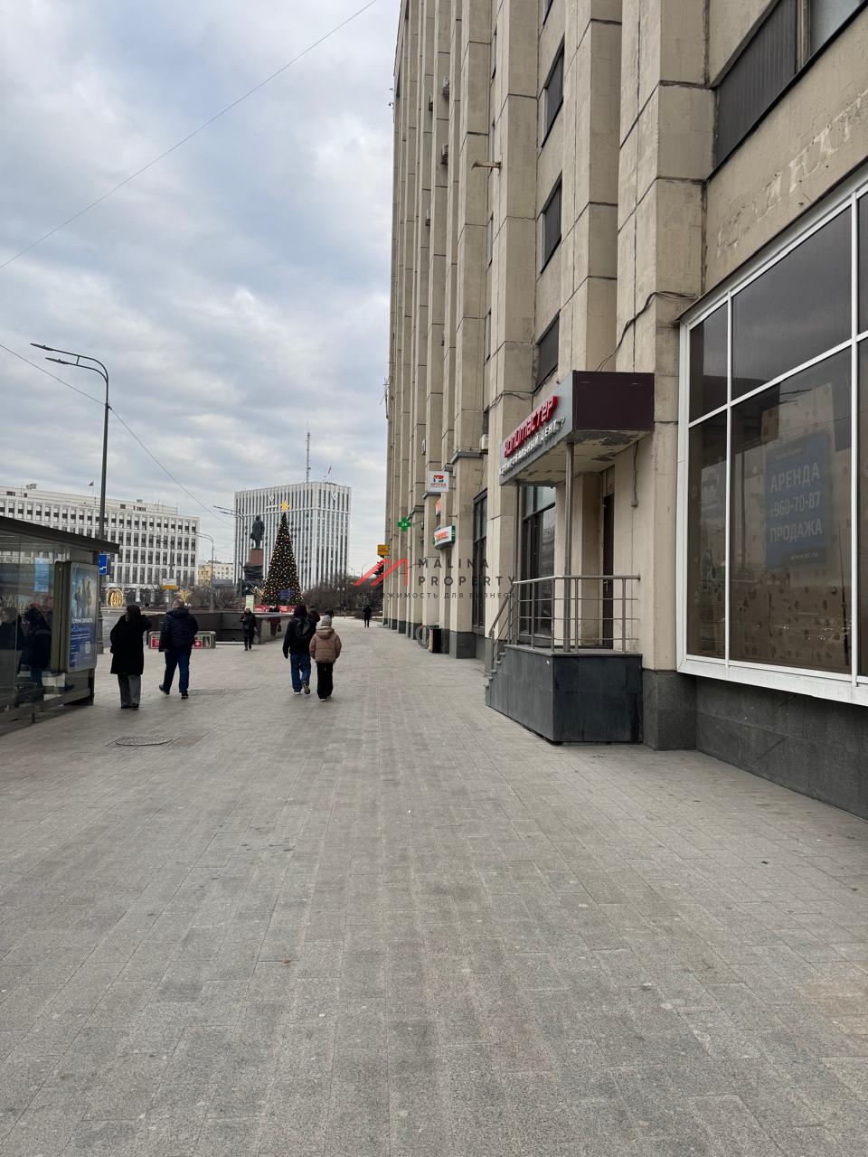 Аренда торгового помещения у м.Октябрьская