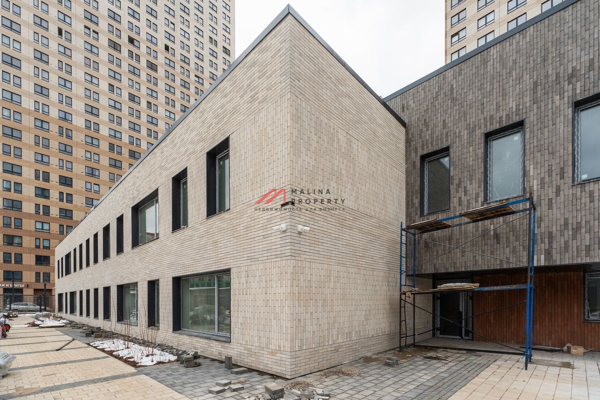 Продажа здания с арендатором в ЖК Кронштадтский 9