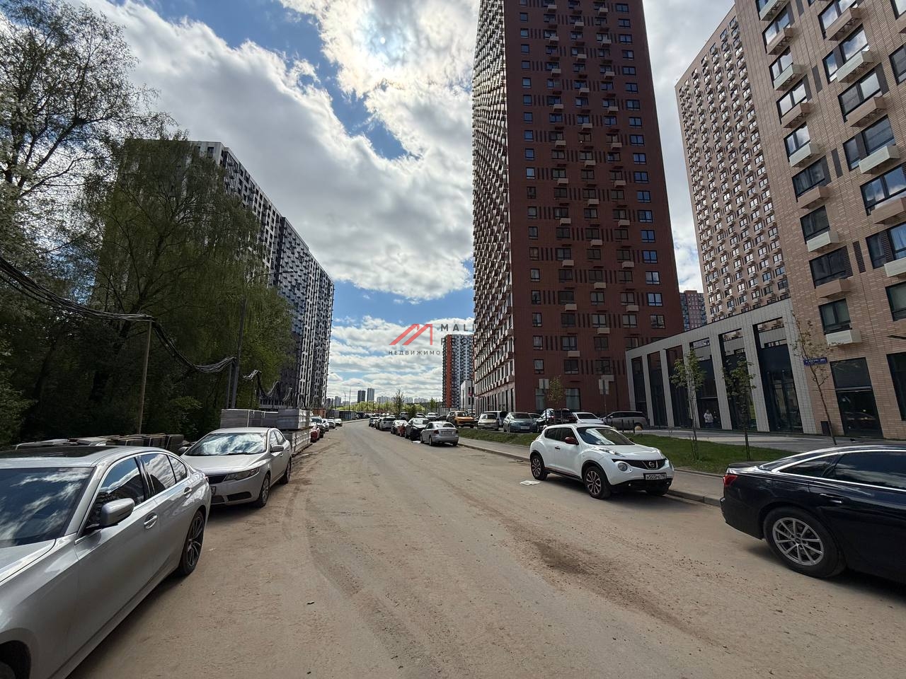 Продажа помещения в ЖК "Митинский лес" 