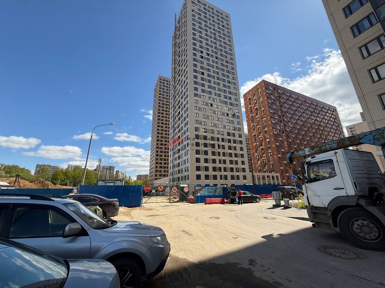 Продажа помещения в ЖК "Митинский лес" 