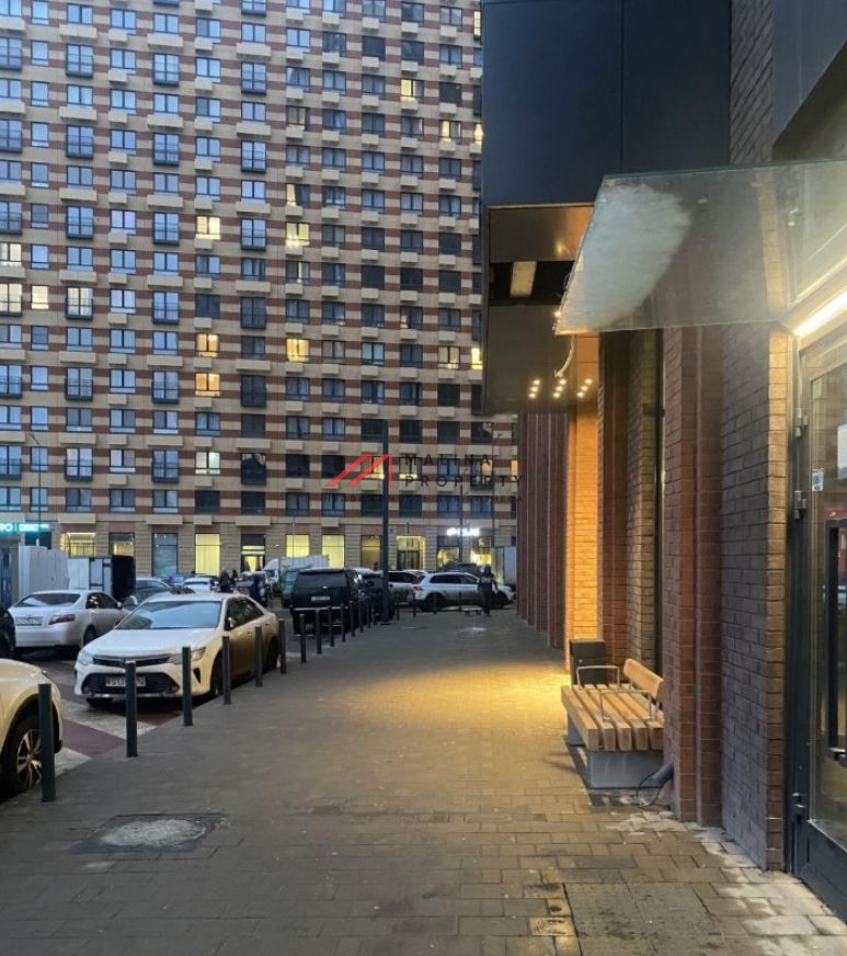 Аренда торгового помещения на первой линии в ЖК Vangarden