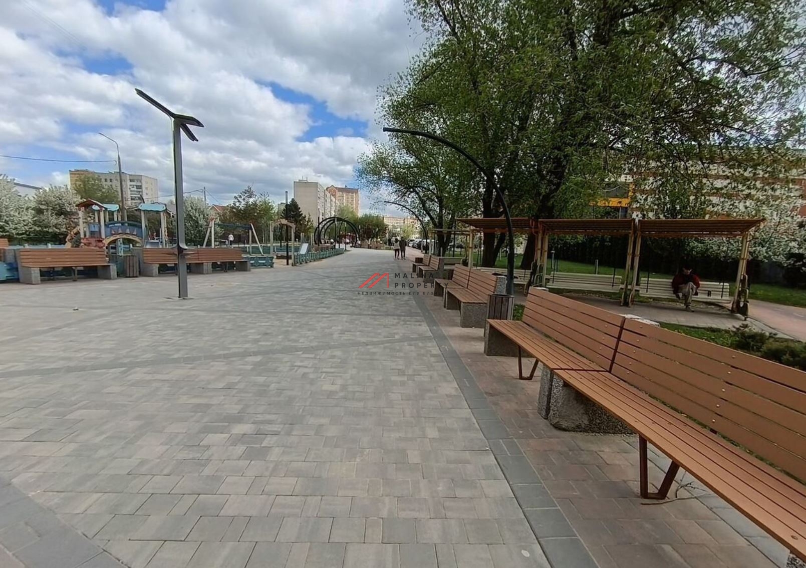 Продажа здания с арендаторами в г. Подольск