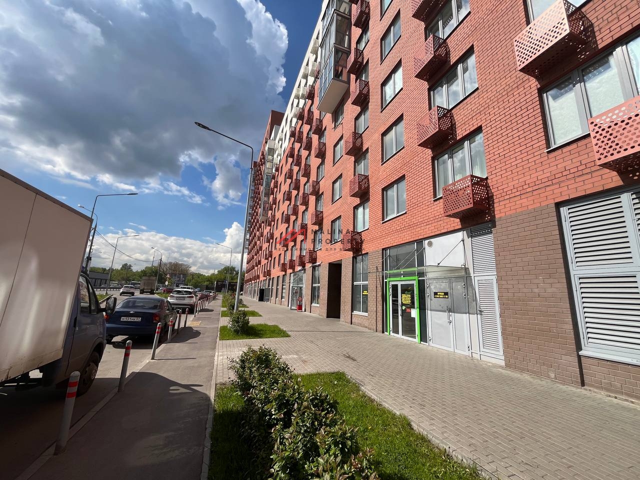 Продажа торгового помещения  в ЖК "Новое Томилино"