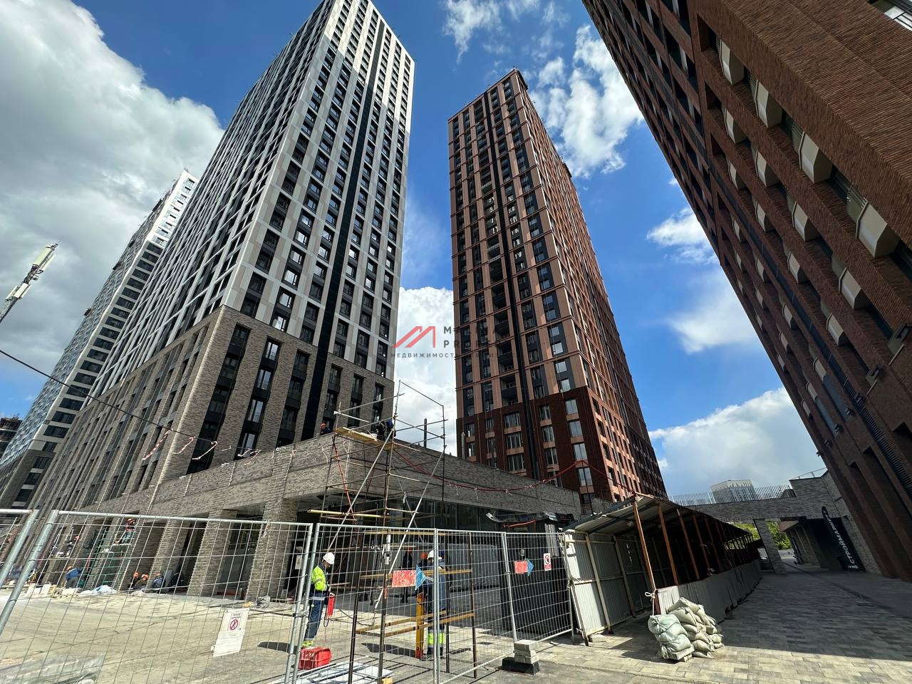 Продажа торгового помещения в ЖК "EVER". 