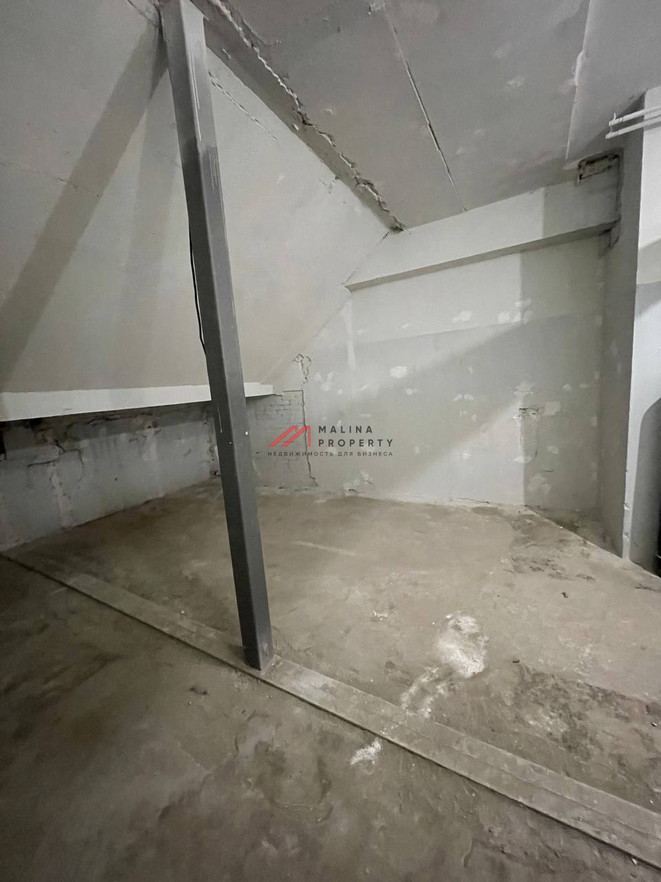 Продажа торгового помещения на выходе из метро