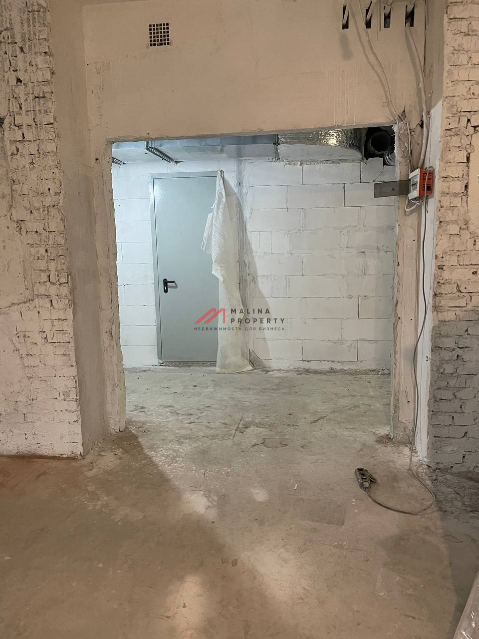 Продажа торгового помещения на выходе из метро