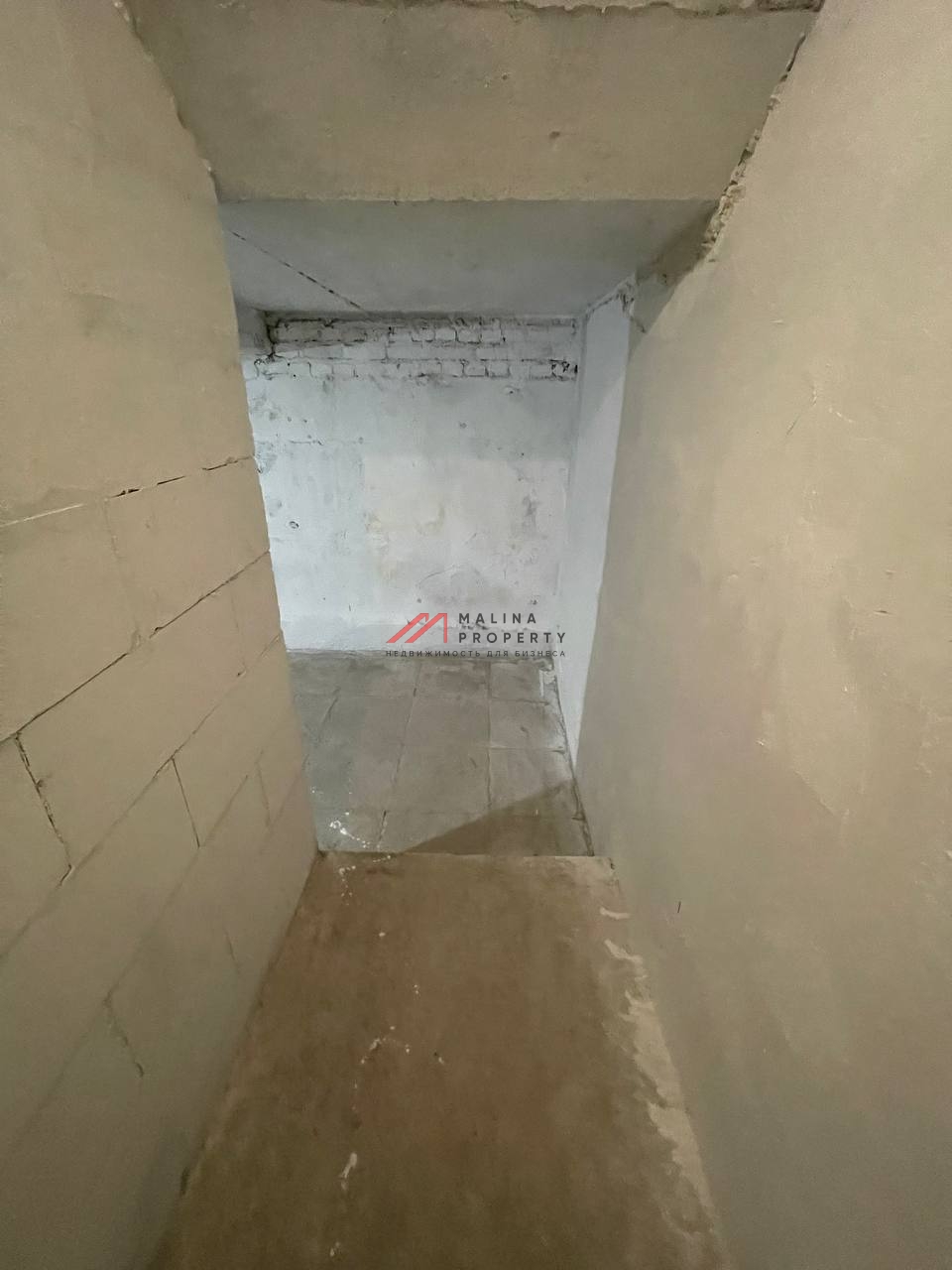 Продажа торгового помещения на выходе из метро