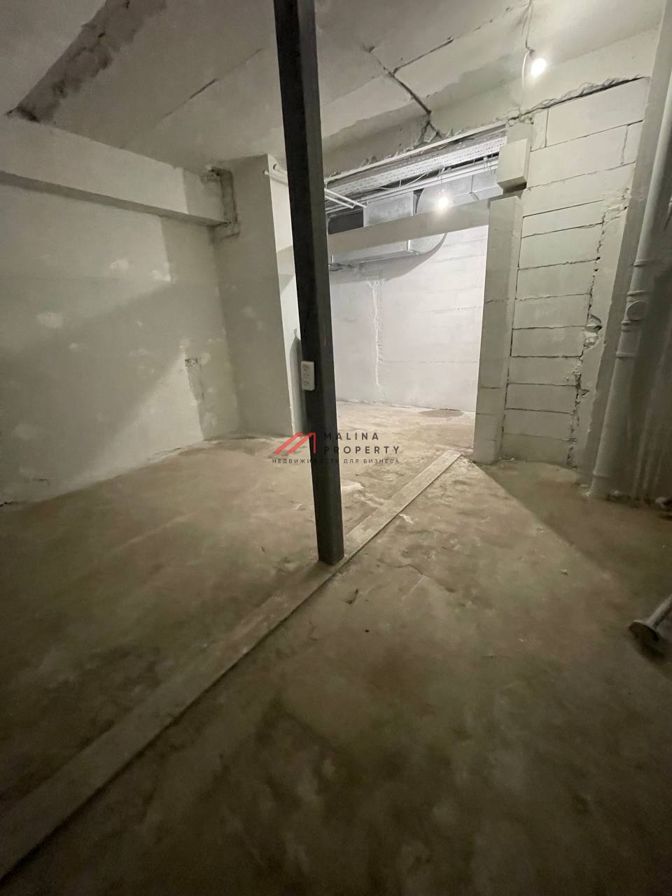 Продажа торгового помещения на выходе из метро