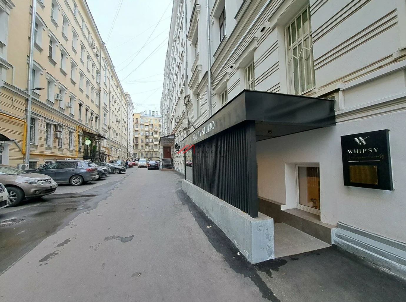 Продажа торгового помещения с арендатором на Тверской