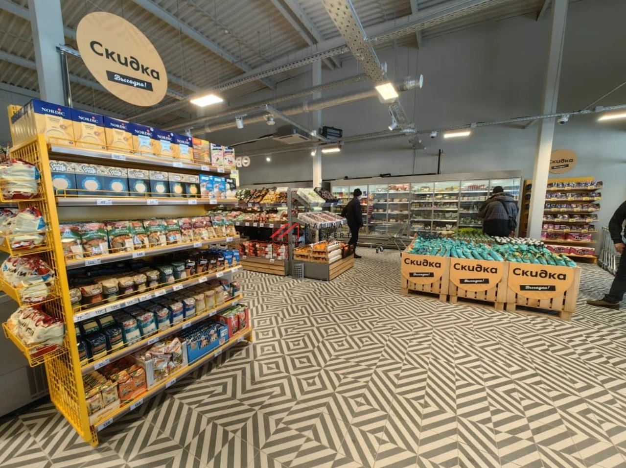 Продажа здания с сетевыми арендаторами в Новой Москве  