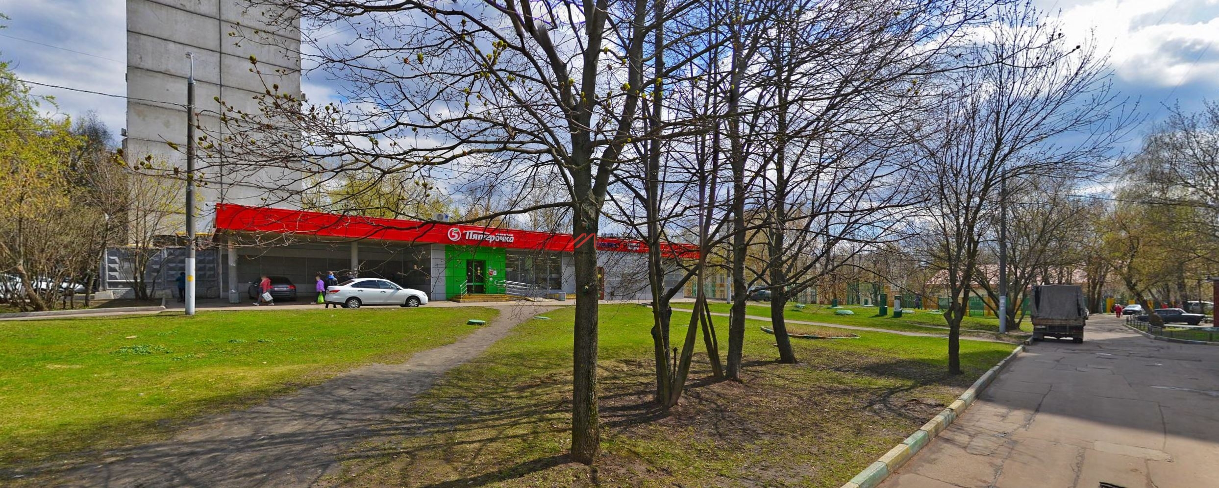 Продажа торгового помещения с Пятерочкой