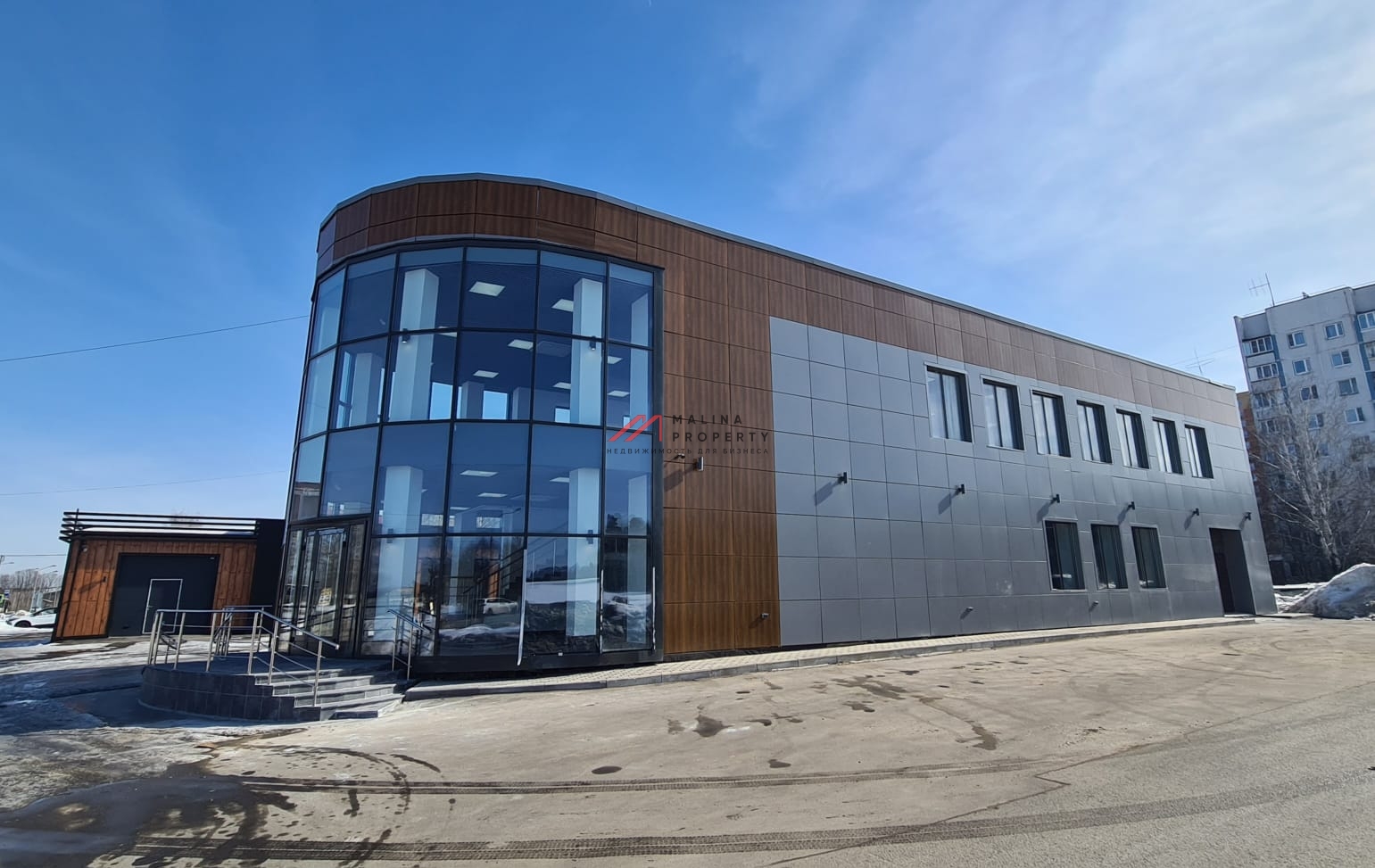 Аренда торгового здания в поселке Горки