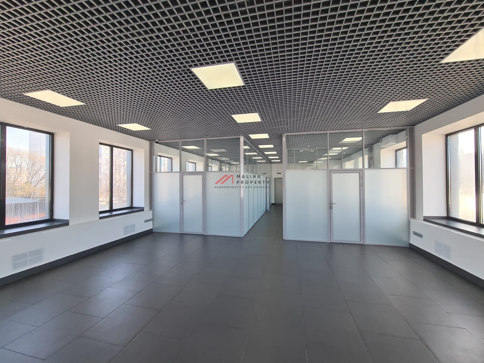 Аренда торгового здания в поселке Горки