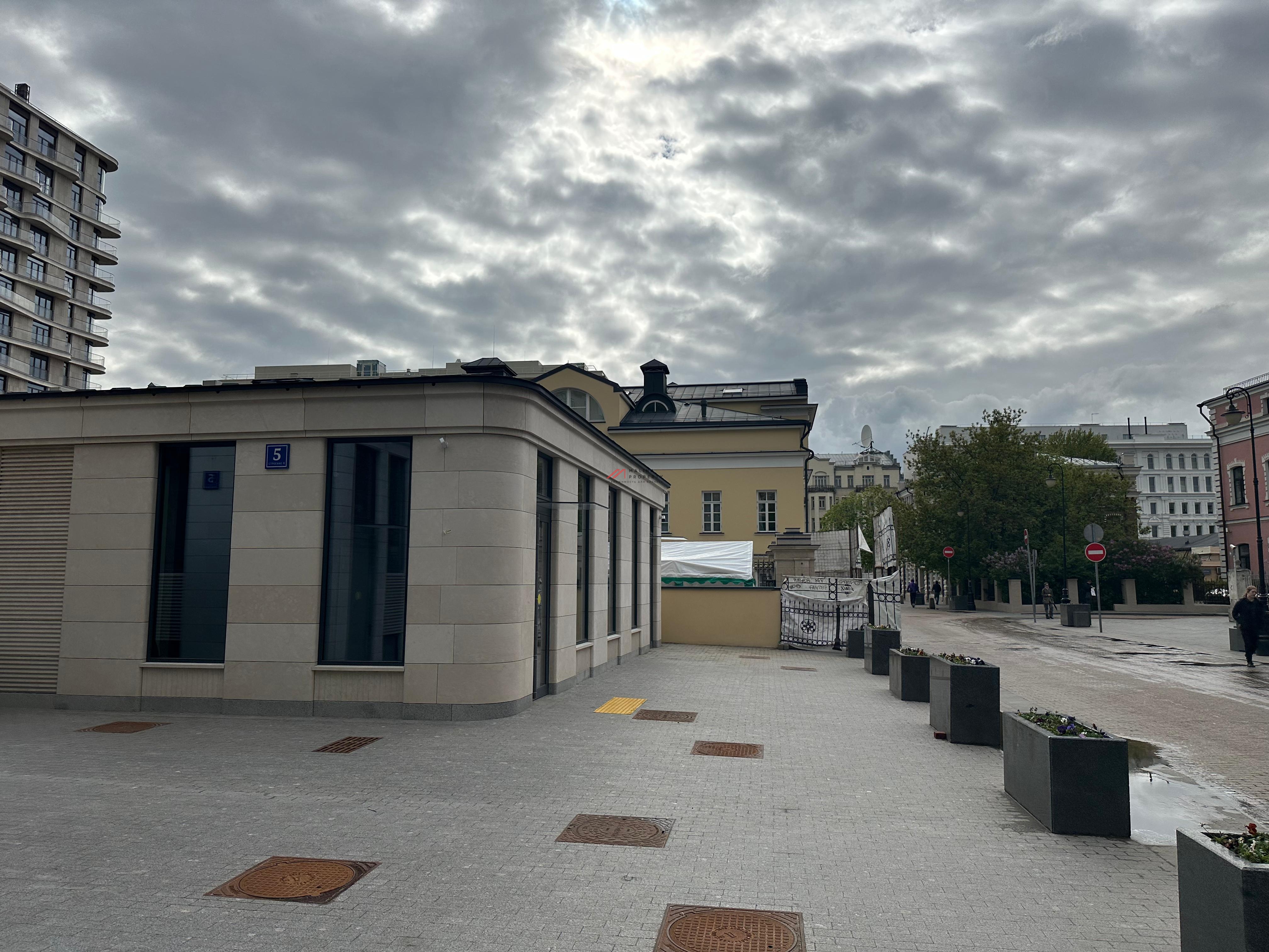 Аренда здания под общепит у метро Третьяковская