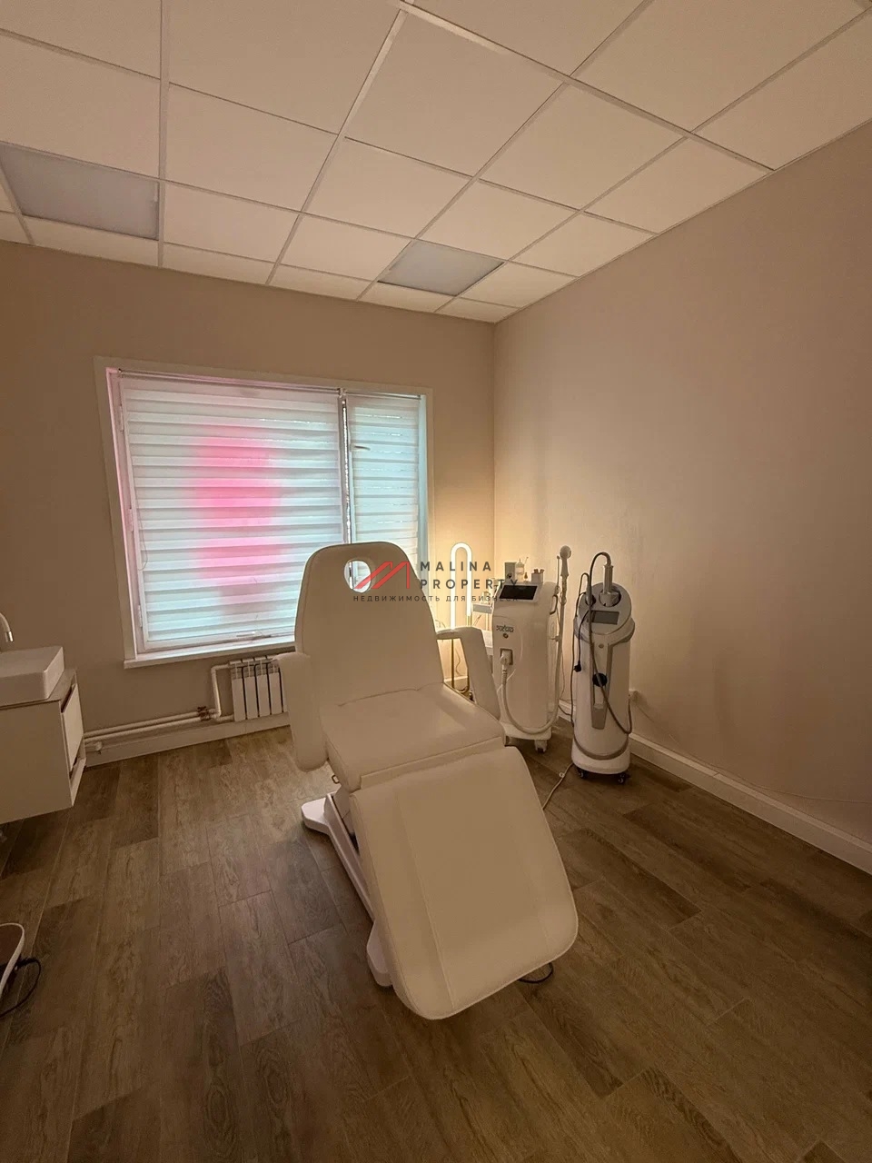 Продажа помещения с арендаторами 