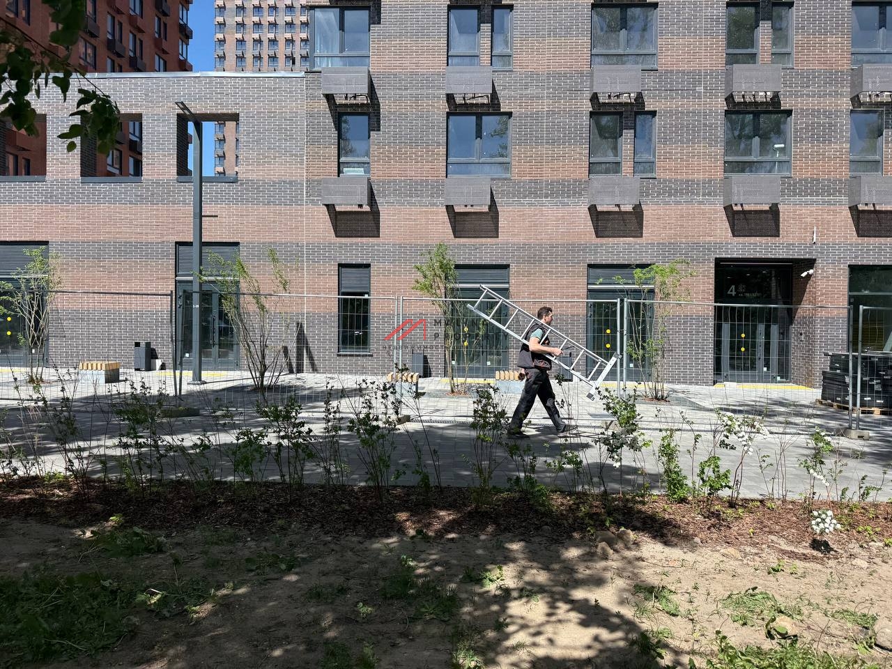 Продажа торгового помещения в ЖК "2-й Нагатинский"  