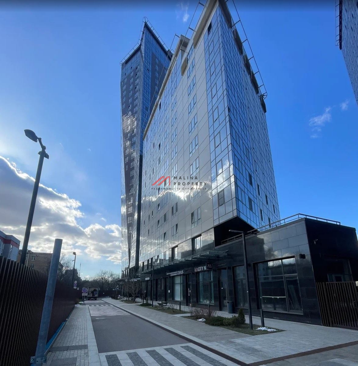 Продажа торгового помещения с арендатором в ЖК "Дыхание"