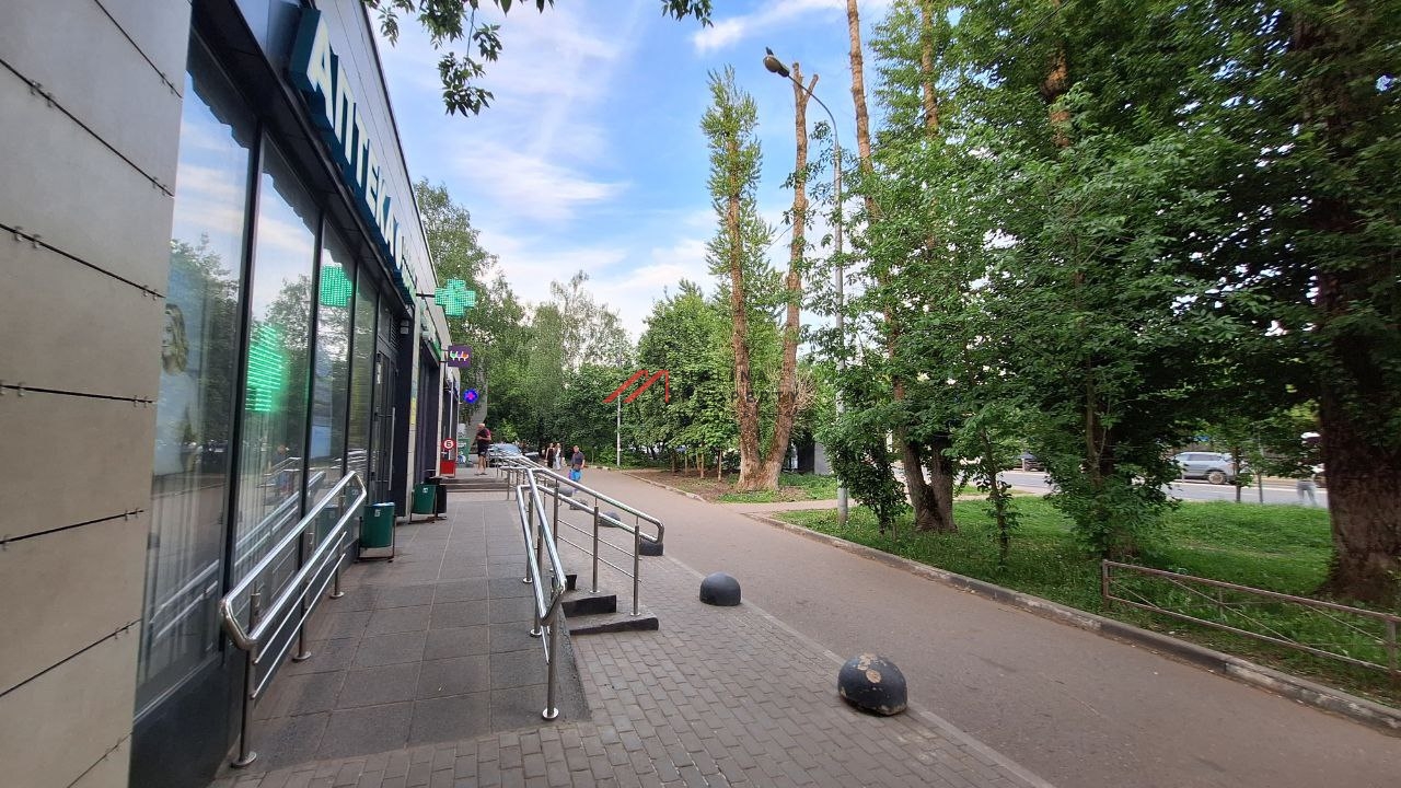 Продажа торгового помещения с арендатором аптека