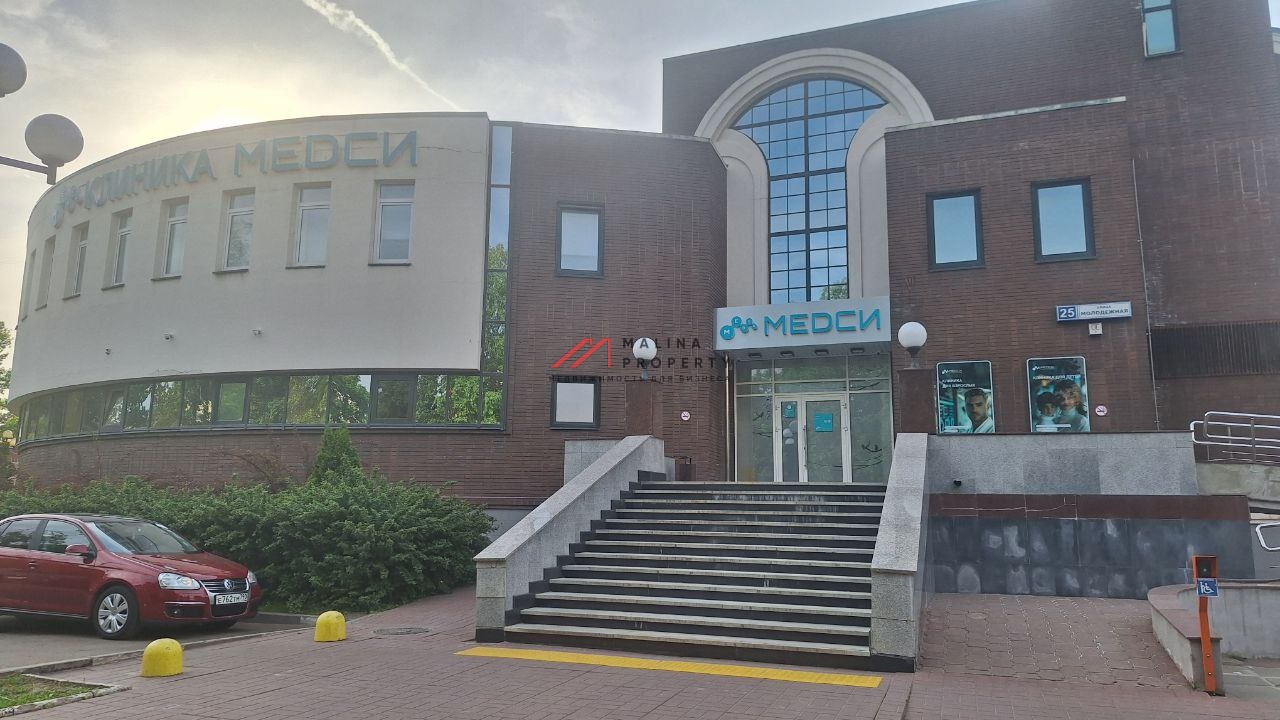 Продажа торгового здания с арендаторами в Одинцово