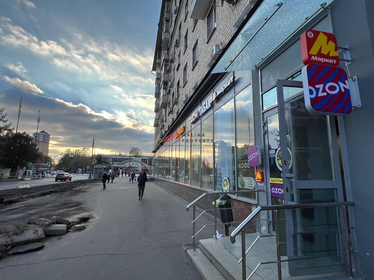 Продажа торгового помещения с арендаторами 