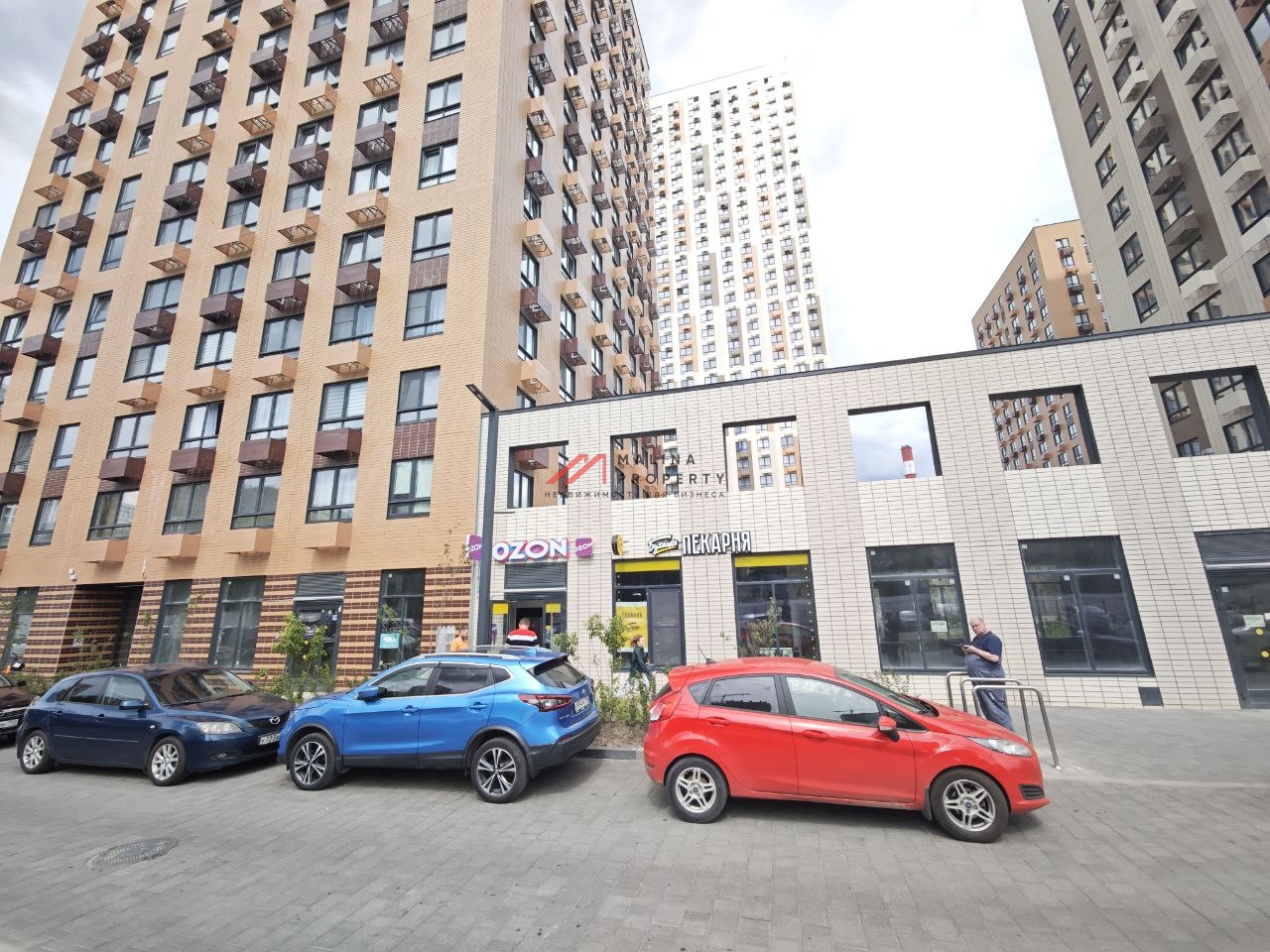 Продажа торгового помещения с пекарней Буханка и Озоном