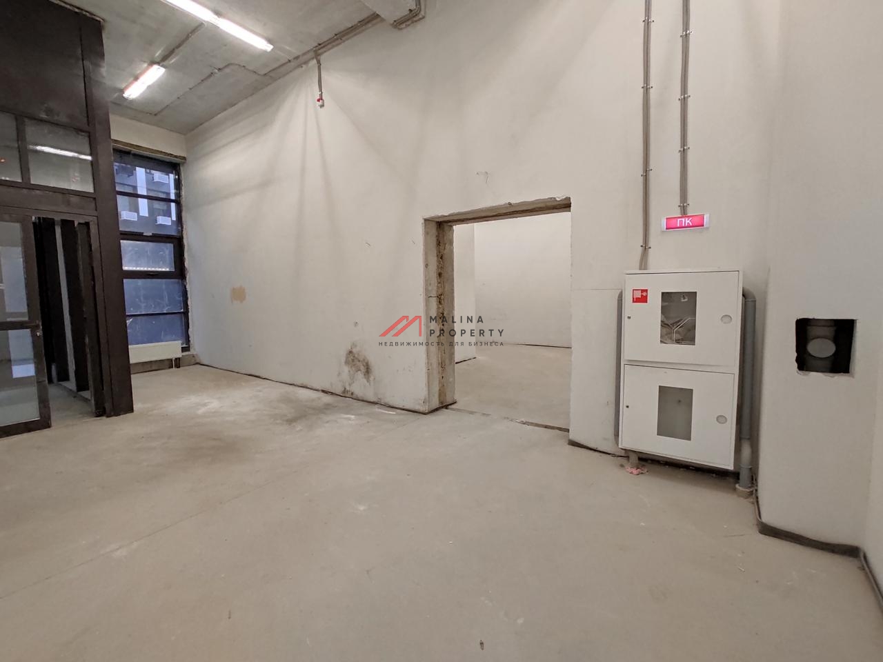 Продажа торгового помещения у метро Нагорная