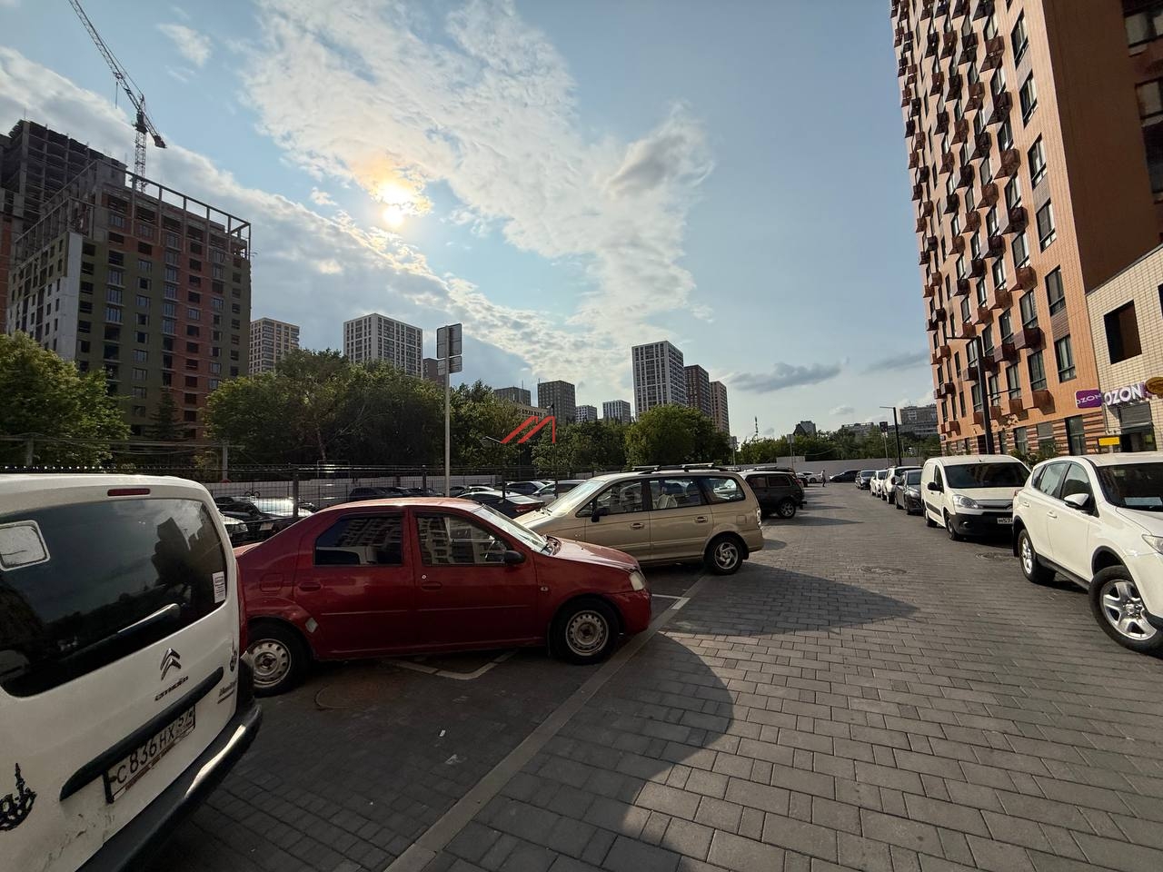 Продажа помещения в ЖК "Открытый Парк" 1-я линия