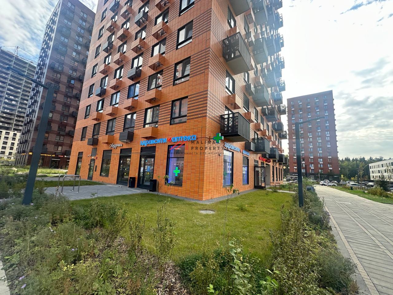 Аренда помещения в ЖК "Саларьево парк" 
