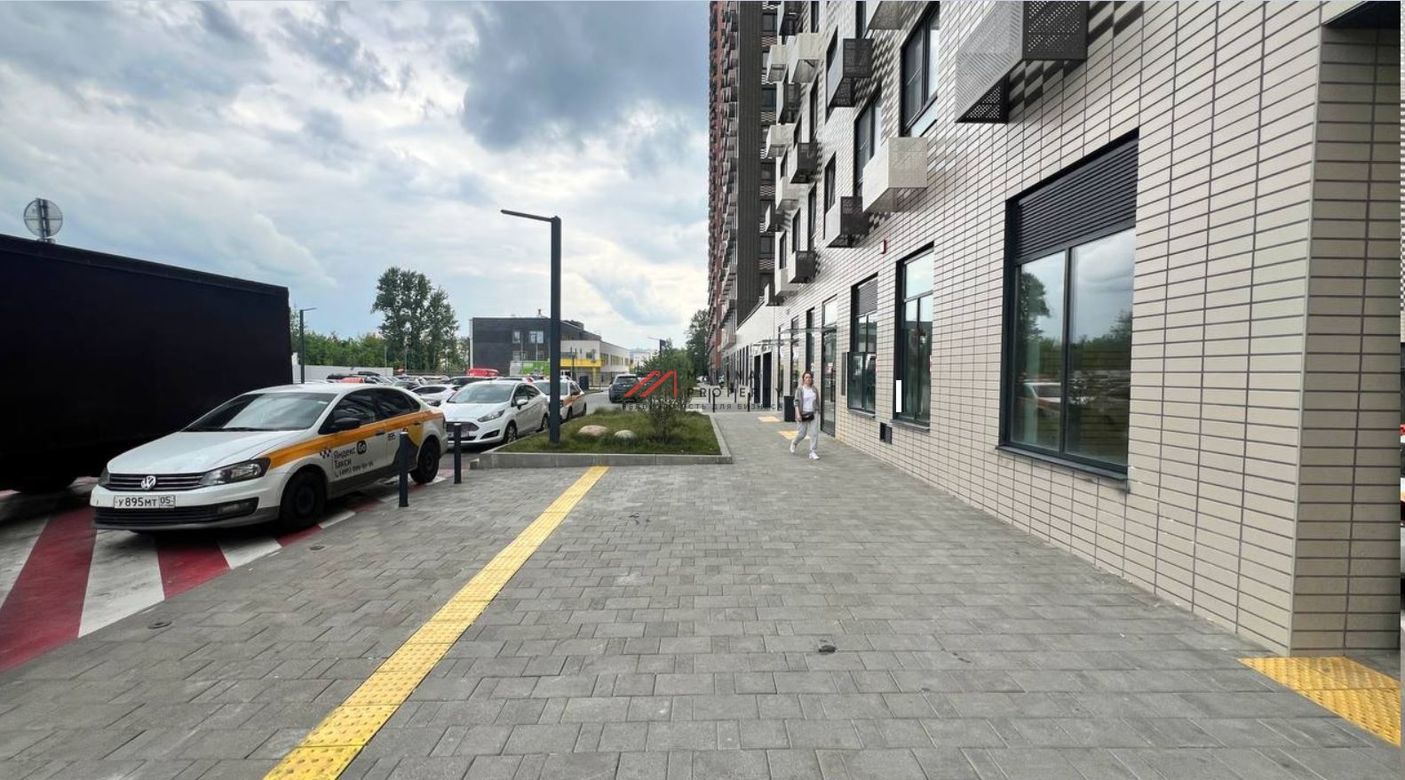 Аренда торгового помещения в ЖК "Ютаново" 