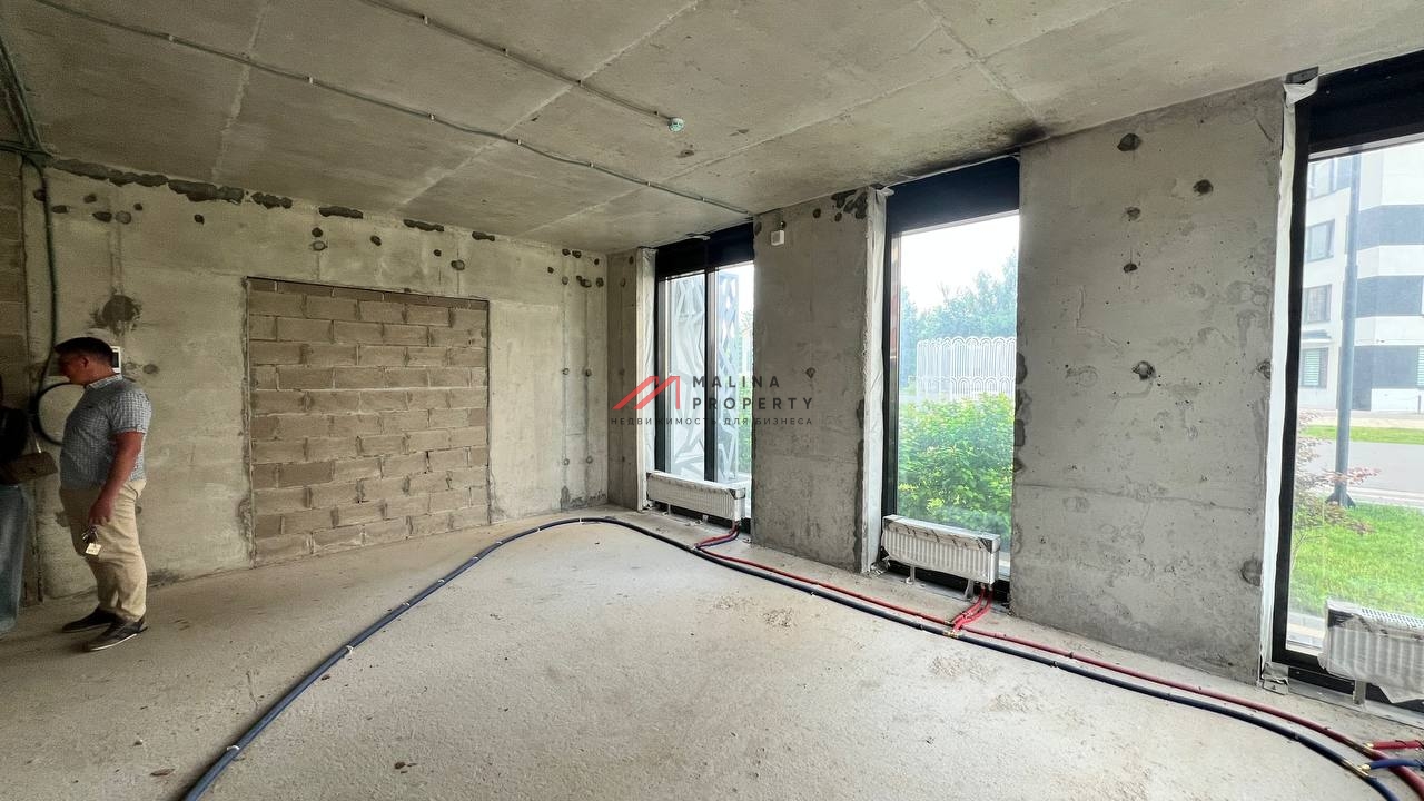 Продажа  помещения в центре жилого комплекса