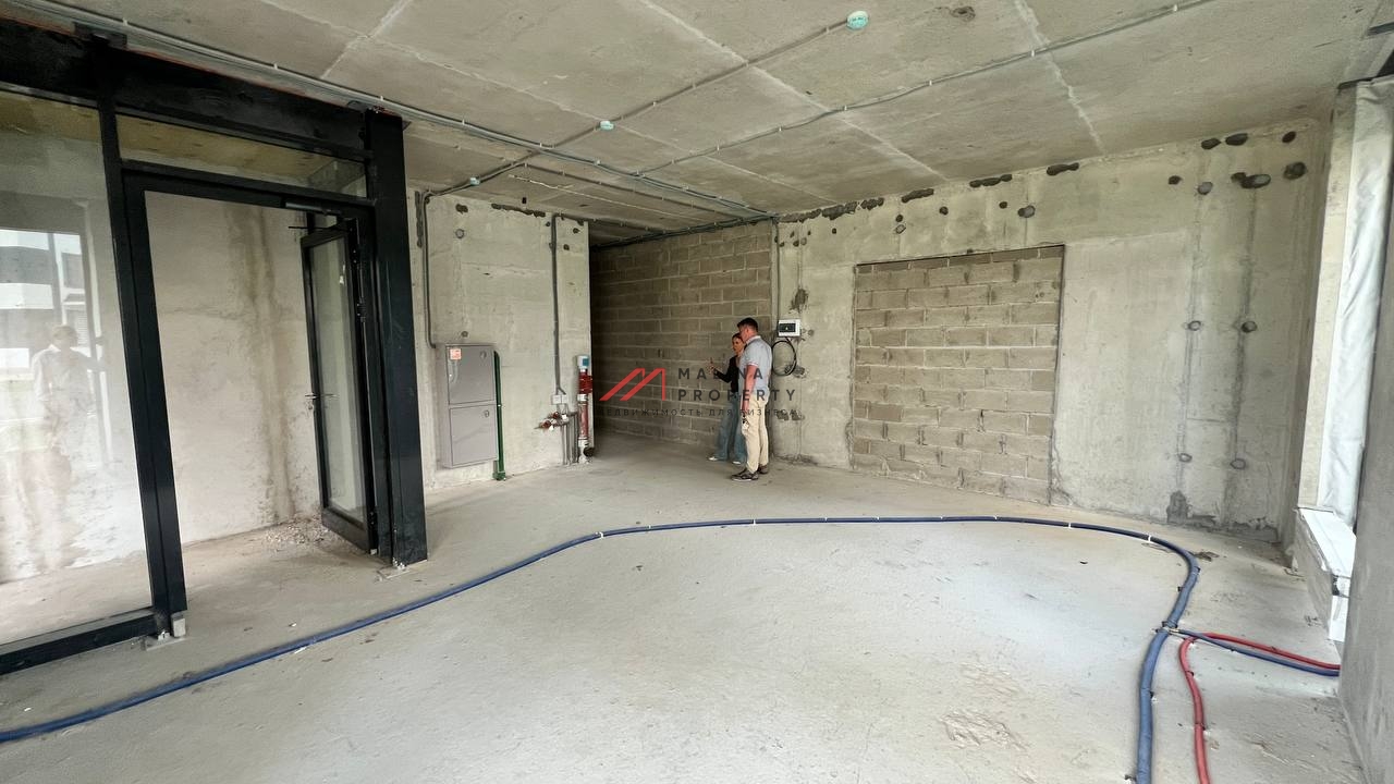 Продажа  помещения в центре жилого комплекса